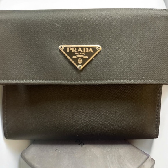 PRADA Tessato Black Nylon Tri-fold wallet - Picture 3 of 11
